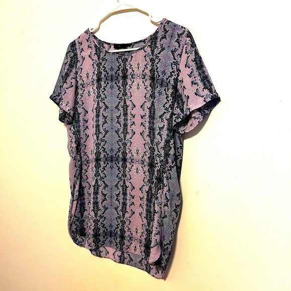 2/$15 Olivaceous - Snakeskin top - Picture 3 of 7